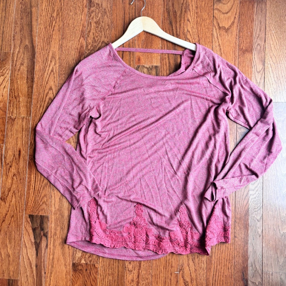 Maurices women long Sleeve Lace Trim Top light weight‎ sweater burnt orange L